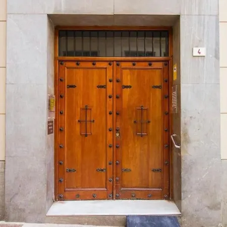 Apartamento Piso Junto A La Catedral, 4-5 Personas